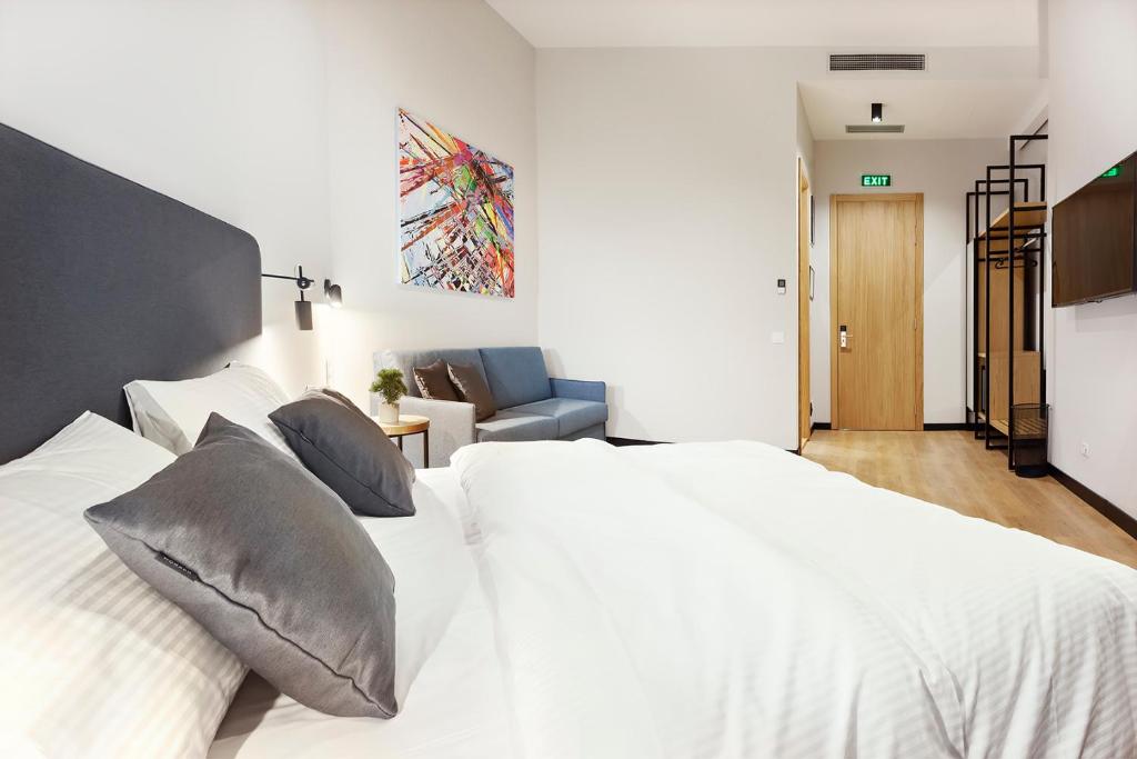 
Large Double or Twin Room
