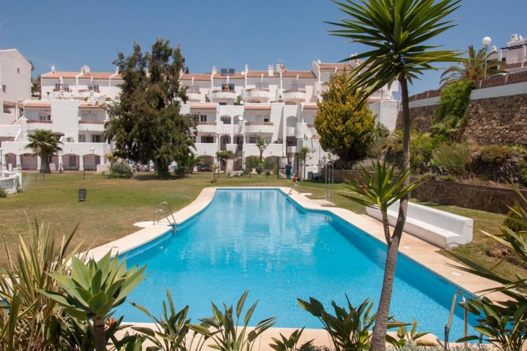 022 - Superb Holiday Home with Relaxing Terraces Near Golf ...