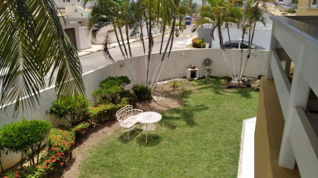  Casa de Alto Padrão - 200 mts da praia - 5/4