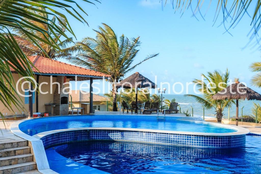  Chalé com piscina privada vista mar-Zumbi-RN
