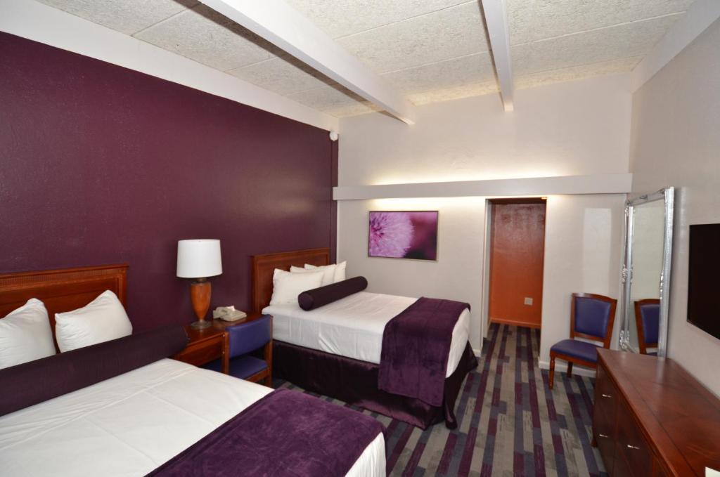 Sea Club Ocean Resort - 