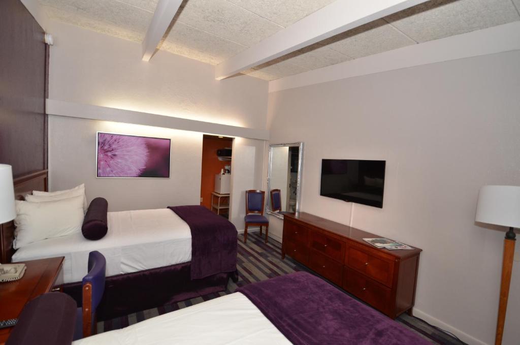 Sea Club Ocean Resort - Double Room With Two Double Beds (3 Adults)