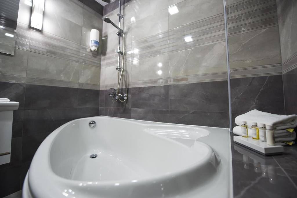 Koupelna v ubytování Hotel Požega