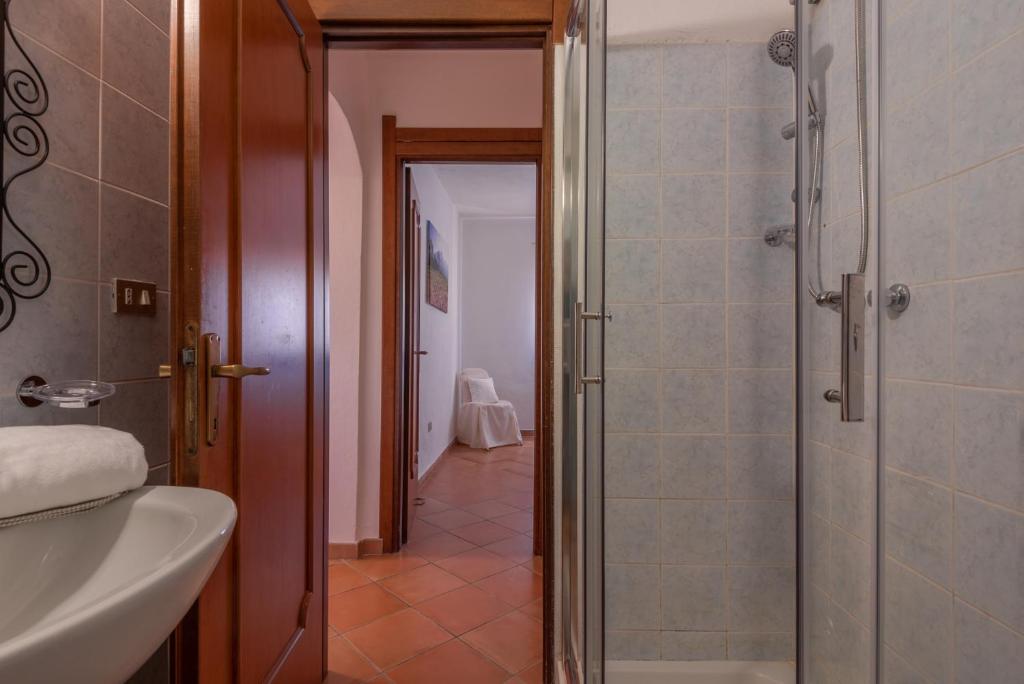 Ein Badezimmer in der Unterkunft Baia de Bahas Residence