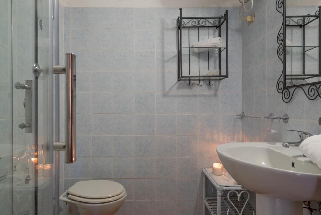 Ein Badezimmer in der Unterkunft Baia de Bahas Residence