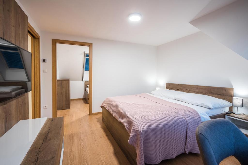 Ubytovanie pod gaštanom - Appartamento Con Due Camere Da Letto