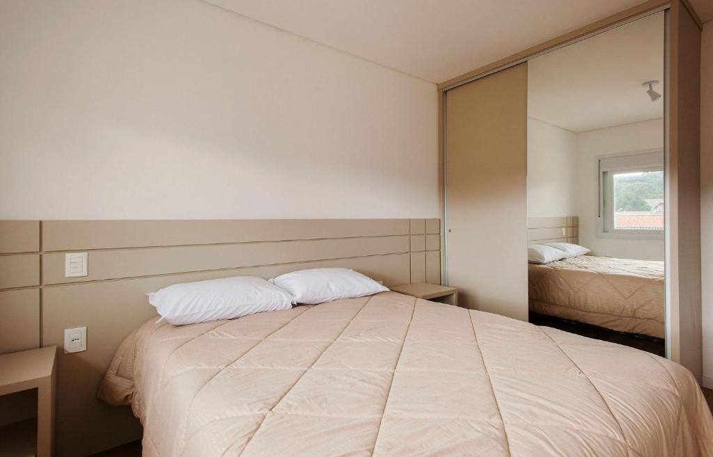  Lindo apartamento com 2 quartos no Centro de Canela