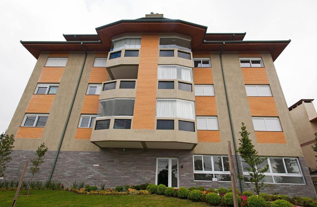  Lindo apartamento com 2 quartos no Centro de Canela