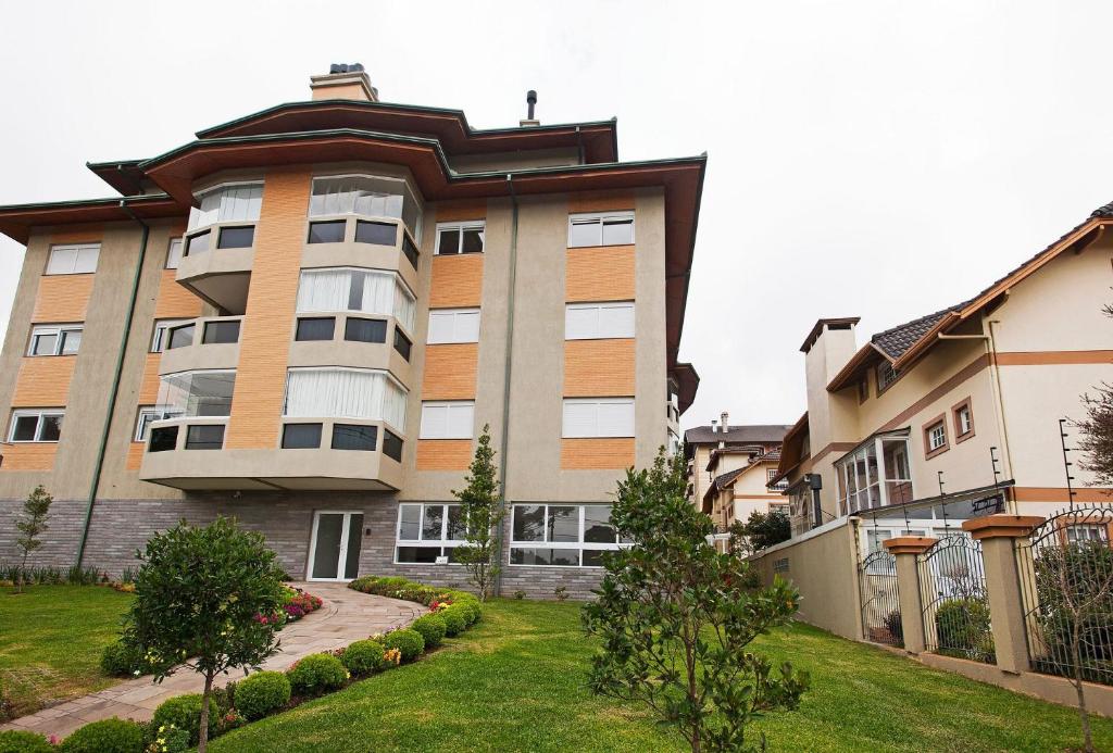  Lindo apartamento com 2 quartos no Centro de Canela