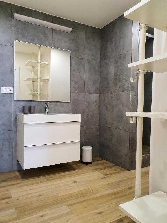 Koupelna v ubytování Apartmány SCHMIEDEBERG u KLÍNOVCE