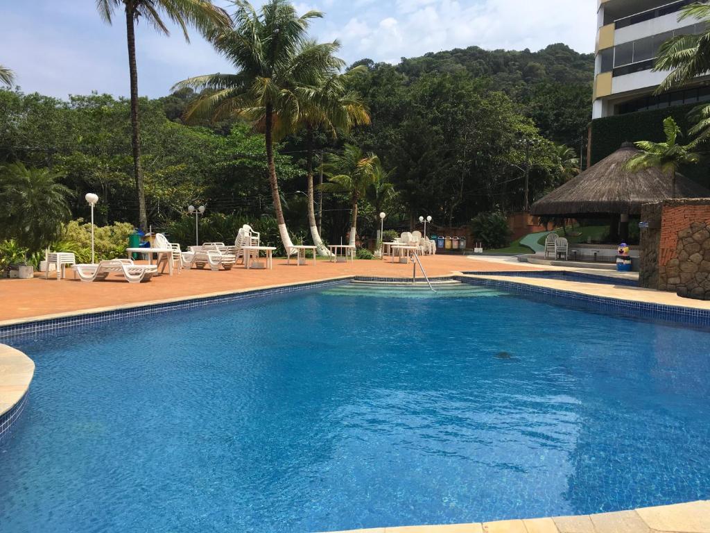  Condomínio Sorocotuba - Guarujá