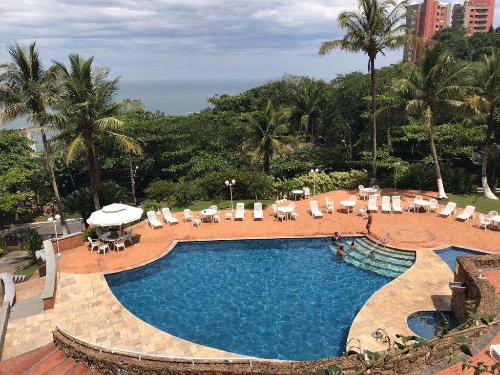  Condomínio Sorocotuba - Guarujá