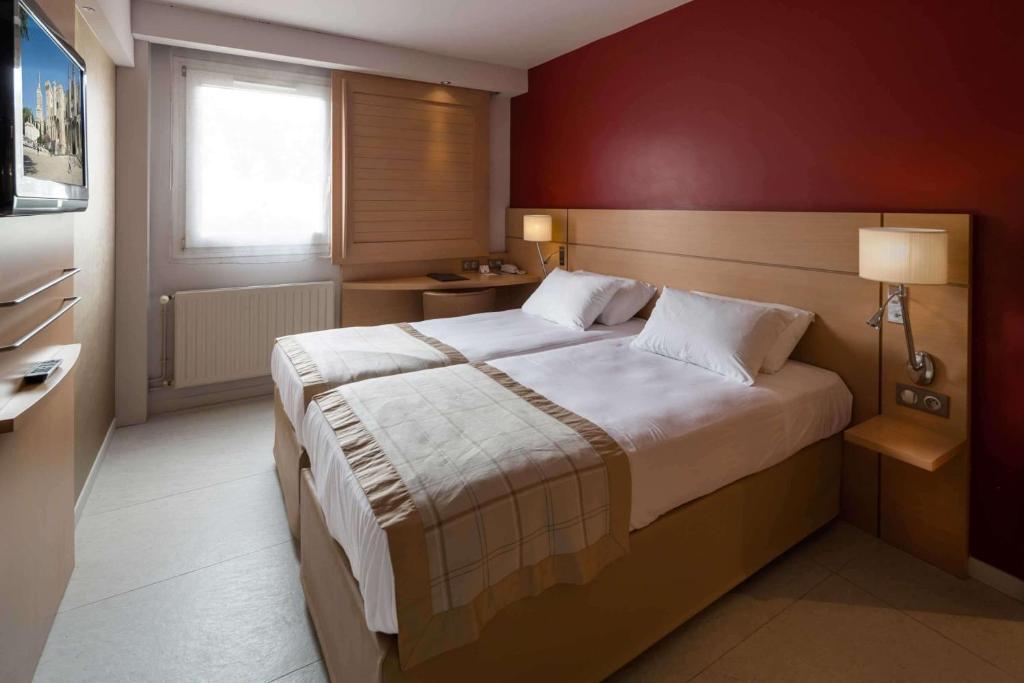 Best Western Plus Le Lavarin - Resim 39