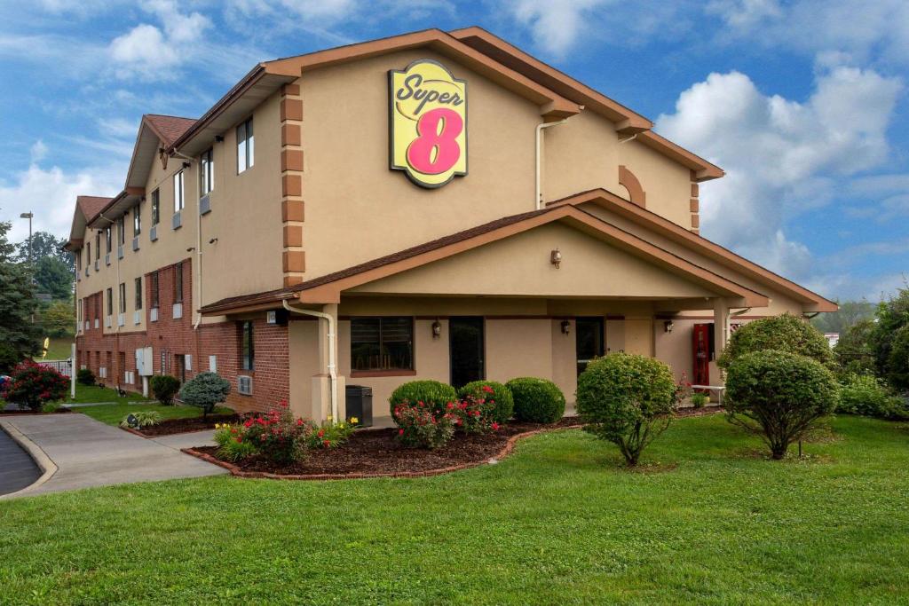 Gallery image of Super 8 by Wyndham Abingdon VA in Abingdon