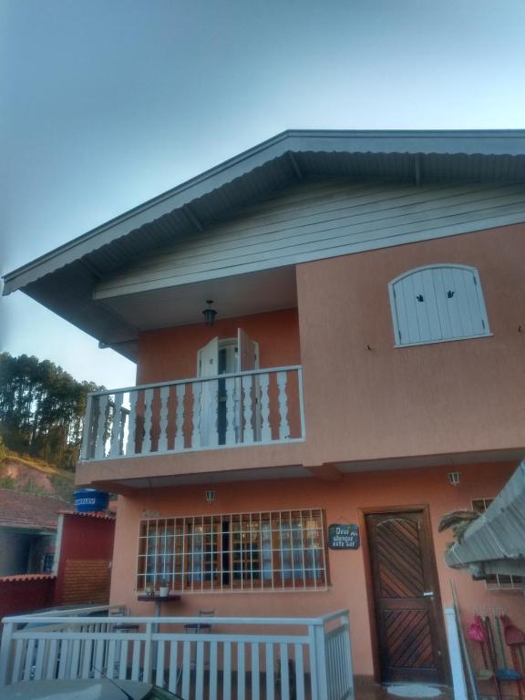  Belíssima e aconchegante casa em Campos do Jordão