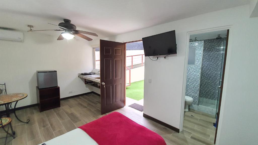 Out of Bounds Boutique Hotel - Studio Avec Vue Sur Jardin