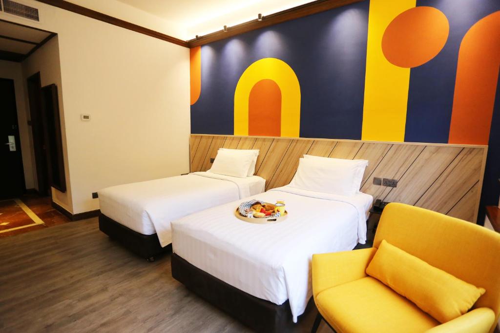 Furama RiverFront - Deluxe Tropical King Or Twin Room