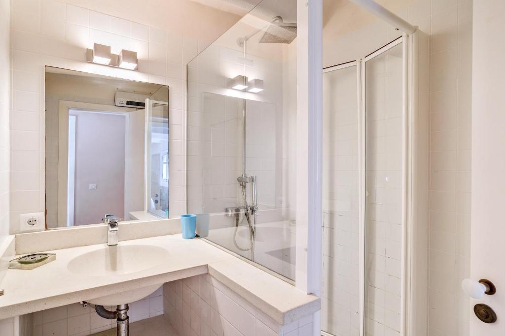A bathroom at Possessio Sa Barrala Gallinero