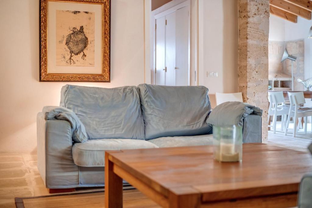 A seating area at Possessio Sa Barrala Gallinero