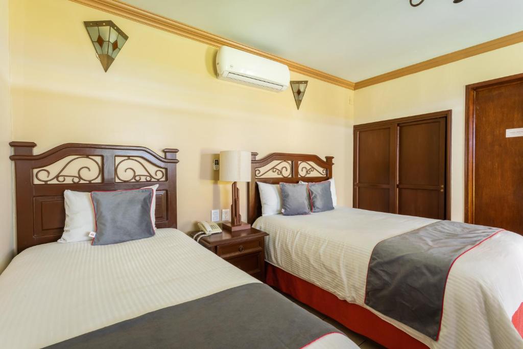 Hotel Ángel Inn - 標準的なトリプルルーム