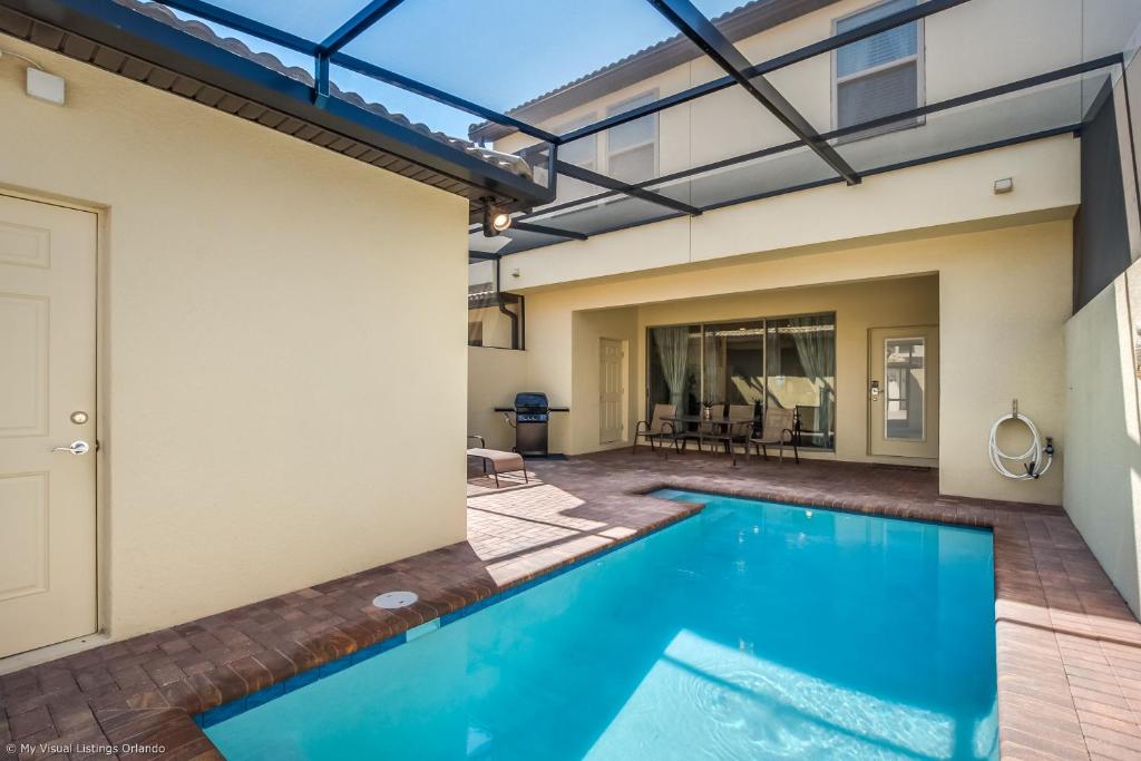 Gallery image of Resort Townhome wPRIVATE Pool & BBQ, near Disney in Kissimmee