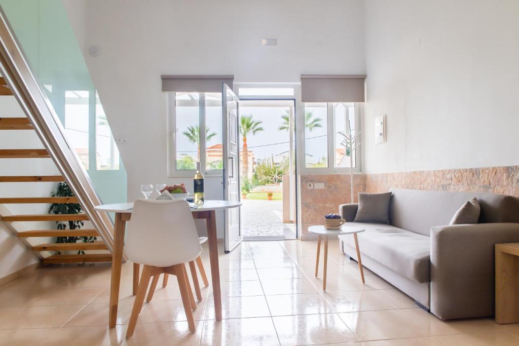Posezení v ubytování Argiri Apartments & Suites