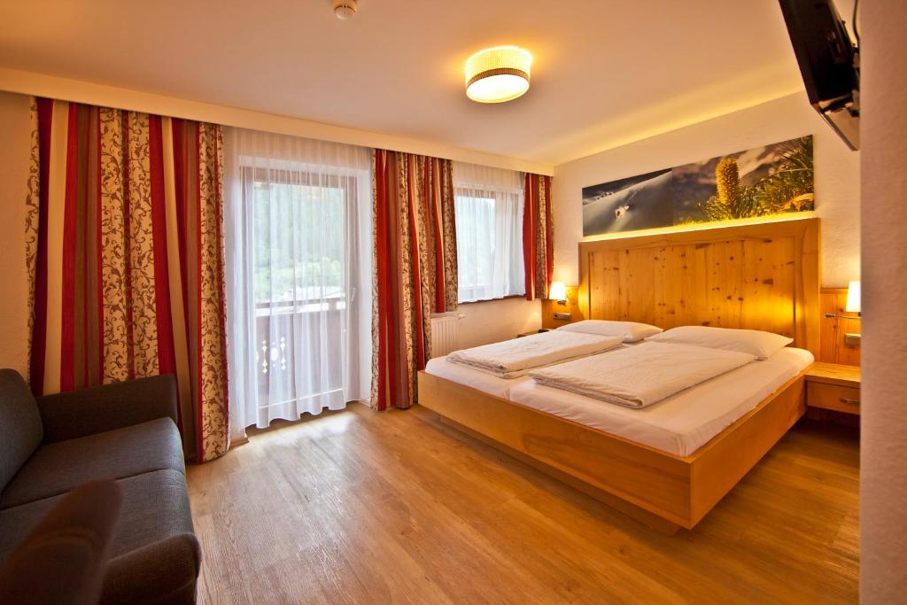 Landhotel Rauchenwalderhof - 12
