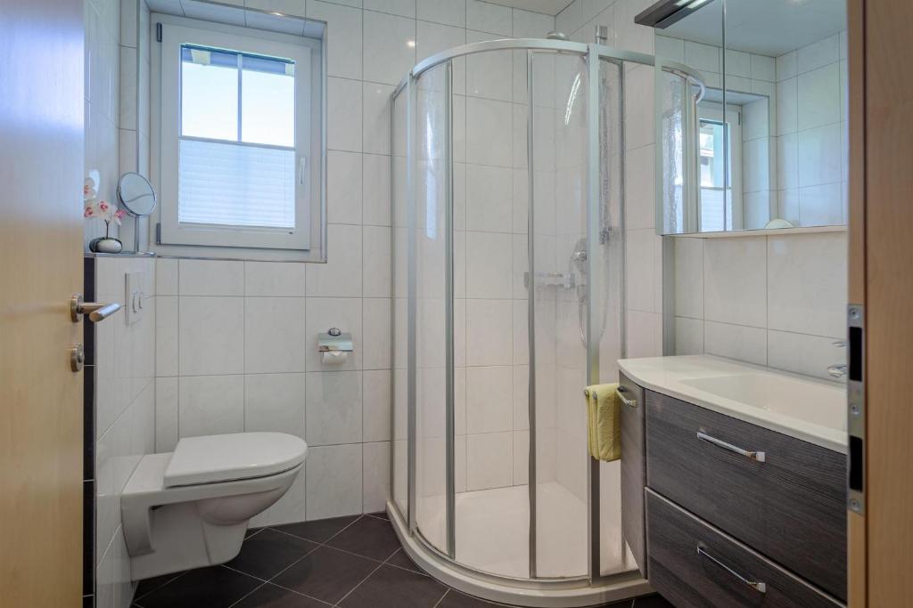 A bathroom at Appartements KATHARINA