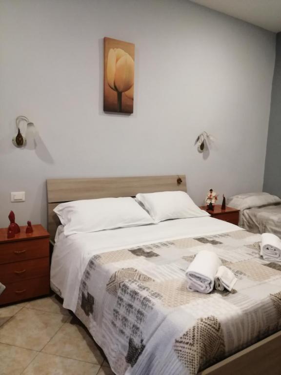 San Gaetano bed - Triple Room With Private Bathroom