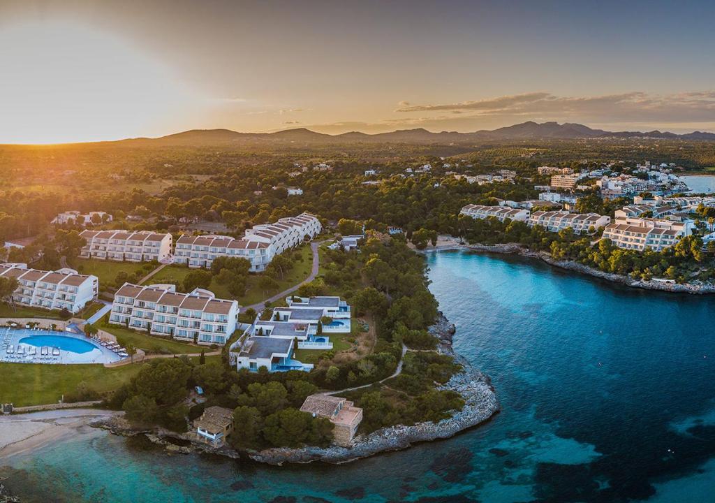 Blau PortoPetro Beach Resort & Spa a vista de pájaro