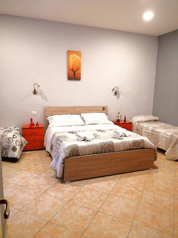 San Gaetano bed - Family Room