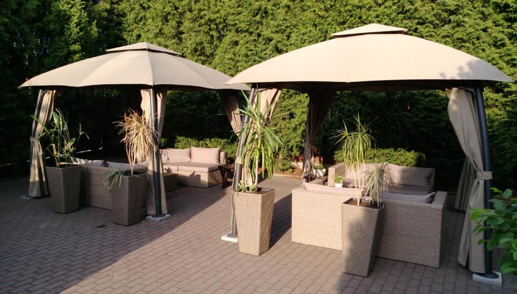 Dworek Zloty Róg Hotel i Restauracja - Resim 31