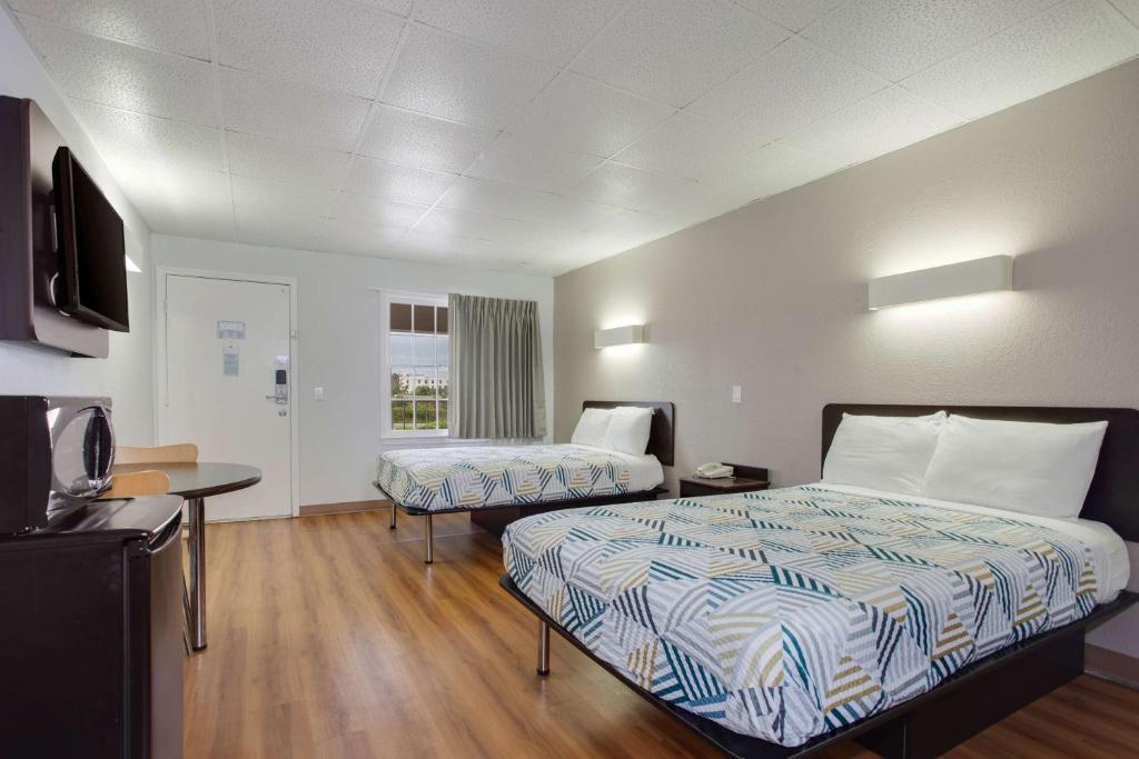 Motel 6-Walterboro, SC - Habitación Cuádruple - No Fumadores