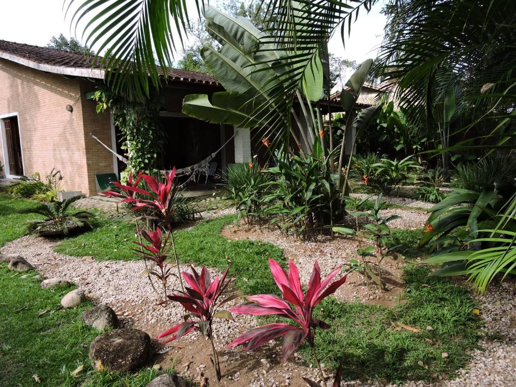  Casa arejada perto da praia no Condominio! wifi 120m