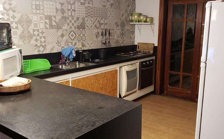  Casa arejada perto da praia no Condominio! wifi 120m