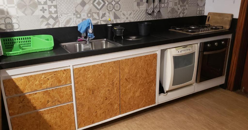  Casa arejada perto da praia no Condominio! wifi 120m