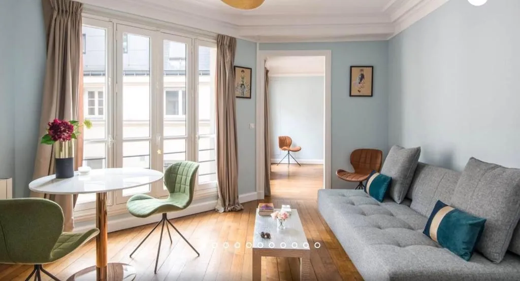 Apartment with one bedroom in Paris with WiFi, Paris, Franţa