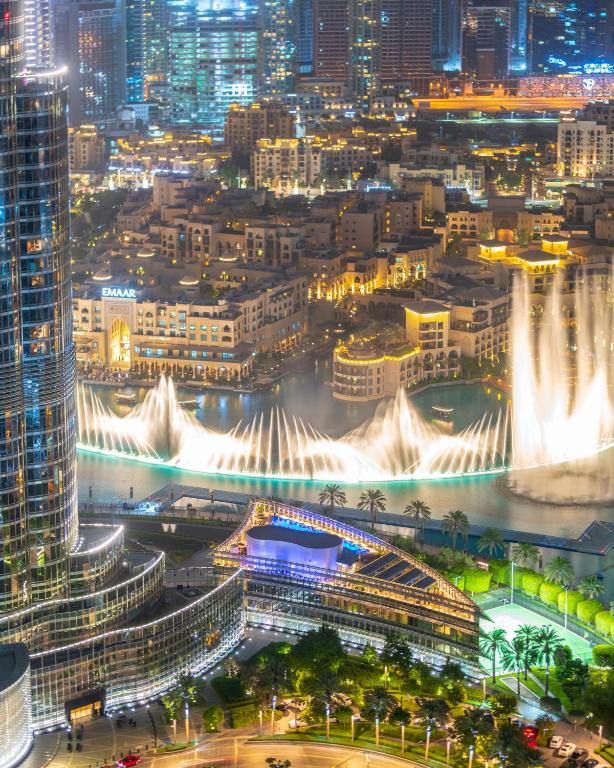 FIRST CLASS 3BR with full BURJ KHALIFA and FOUNTAIN VIEW - Huis Met Vier Slaapkamers