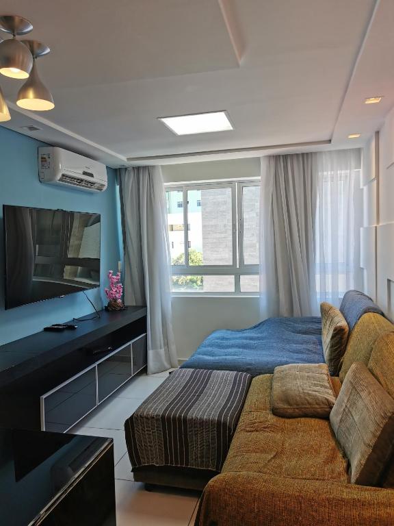  Israel Flat