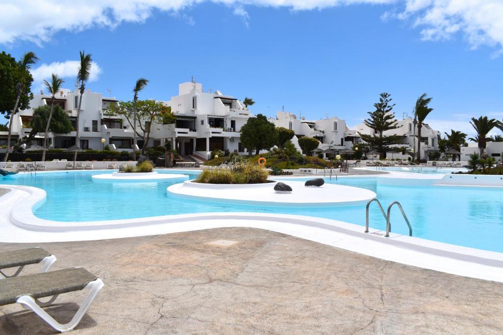 Swimmingpoolen hos eller tæt på VULCANO APARTMENT LANZAROTE