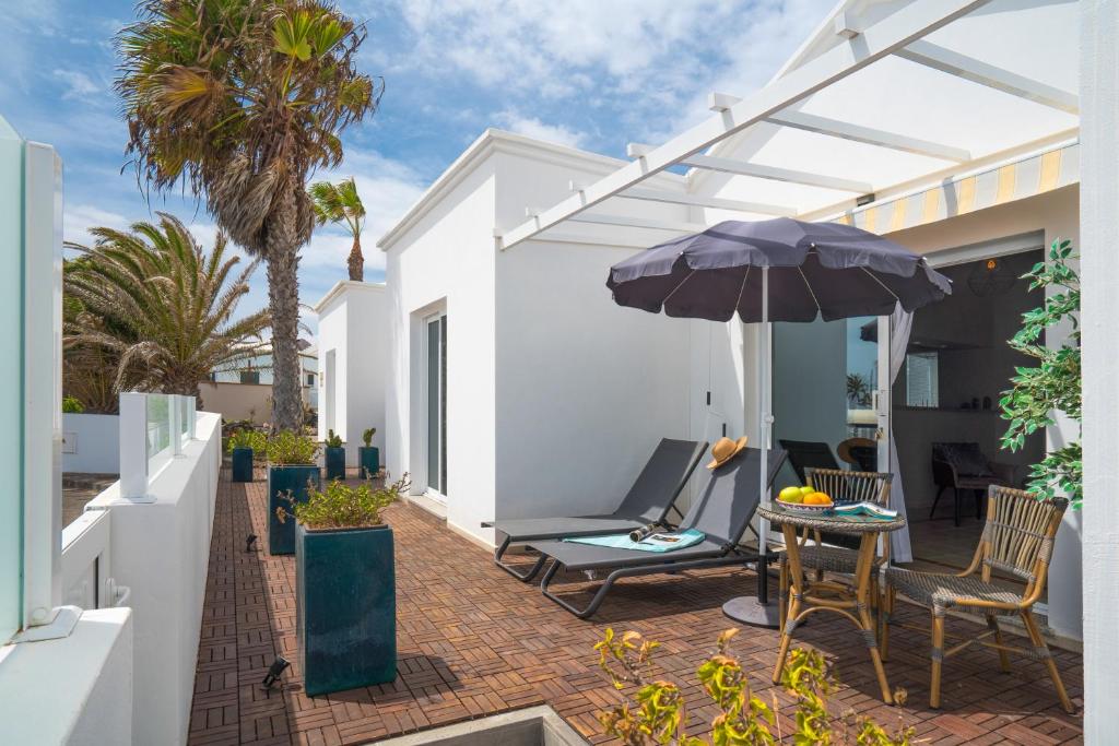 B2 Bungalow Casitas de luz, Charco del Palo – Bijgewerkte ...