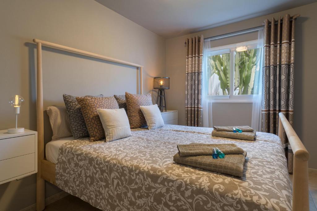 B2 Bungalow Casitas de luz, Charco del Palo – Precios ...
