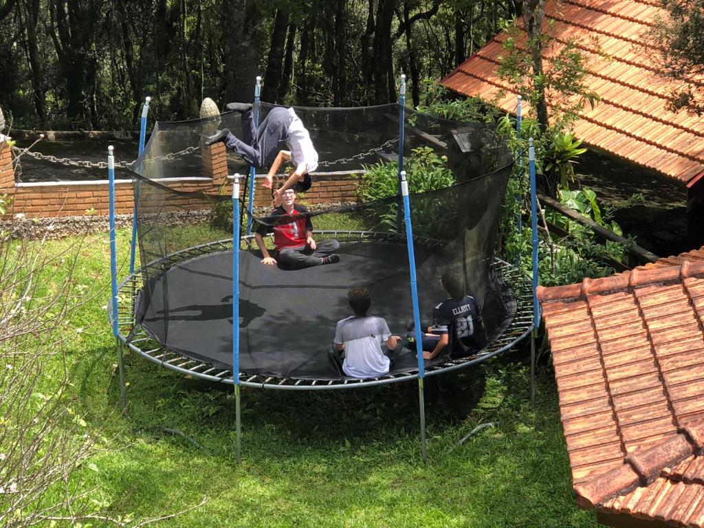  Bela Casa de condomínio. Vista de perder o fôlego