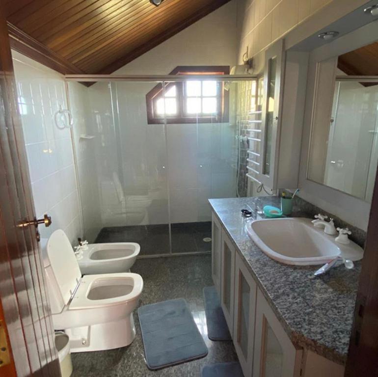  Bela Casa de condomínio. Vista de perder o fôlego