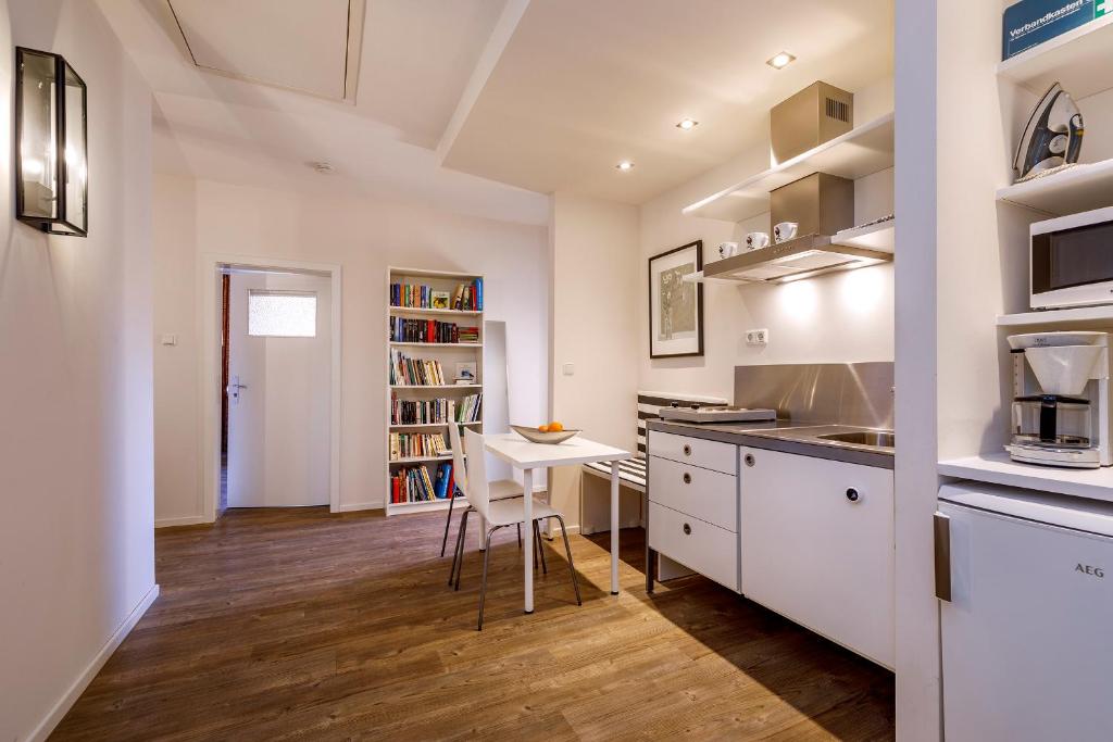 Gästehaus Drostenhof - 8