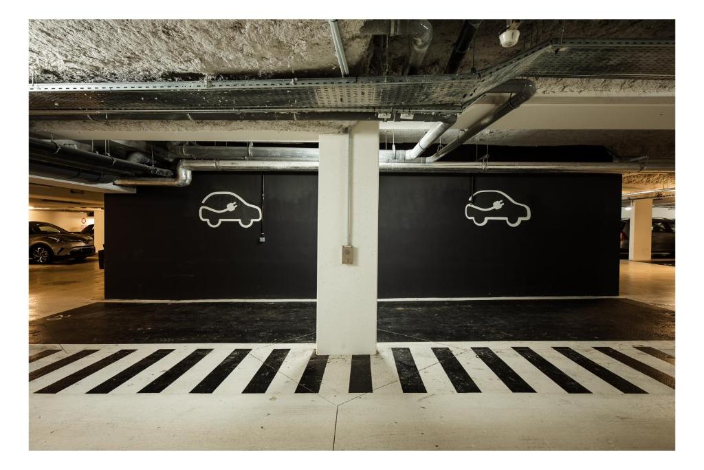 The Originals Boutique, Hôtel Maison Montmartre Paris Les Puces - Resim 31