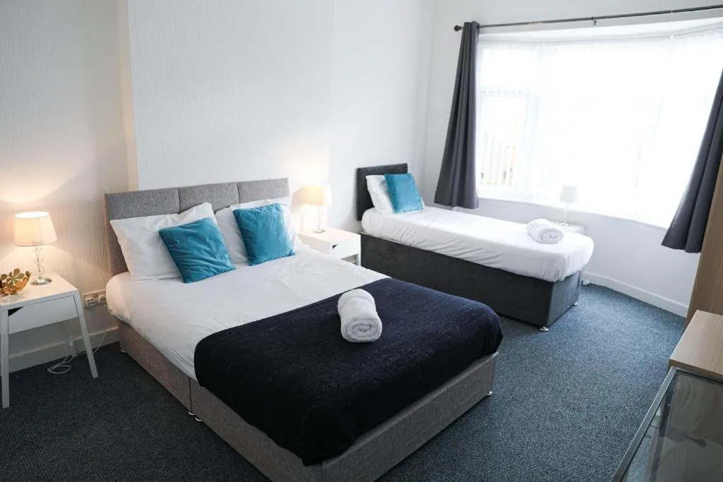 Glasgow, 3 Bed Flat with Free street parking, Glasgow, Marea Britanie