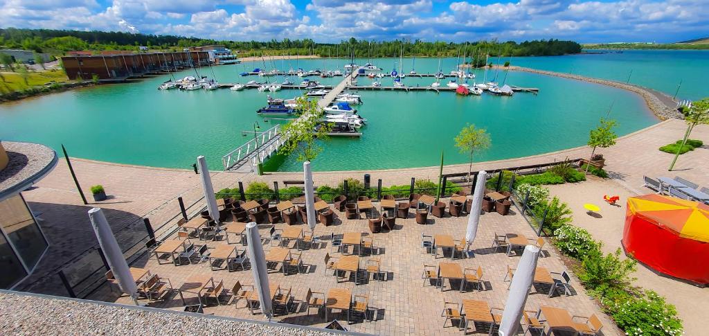 Afbeelding uit fotogalerij van Lagovida Das Ferienresort Am Störmthaler See in Großpösna