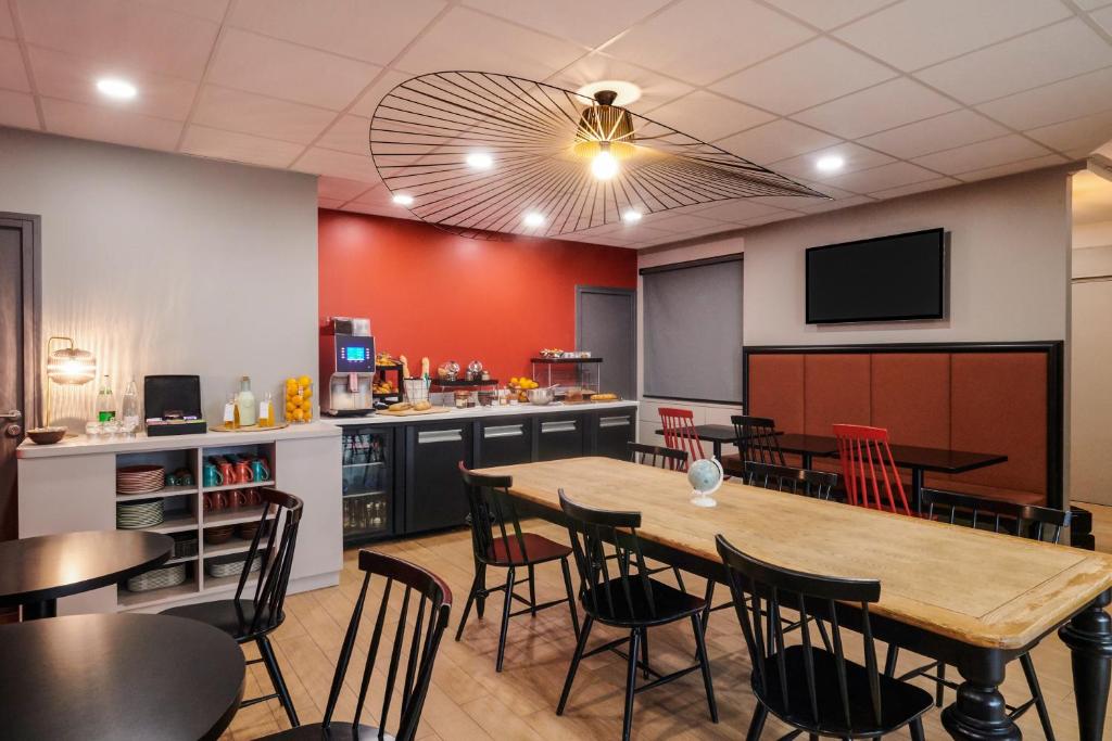 Ibis Styles Nantes Centre Place Graslin - Resim 35