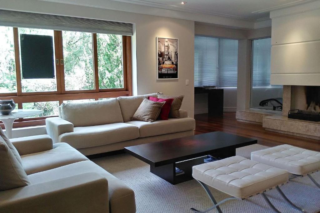 Cobertura Duplex Alto Padrão com Hidromassagem  Cobertura Duplex Alto Padrão com Hidromassagem